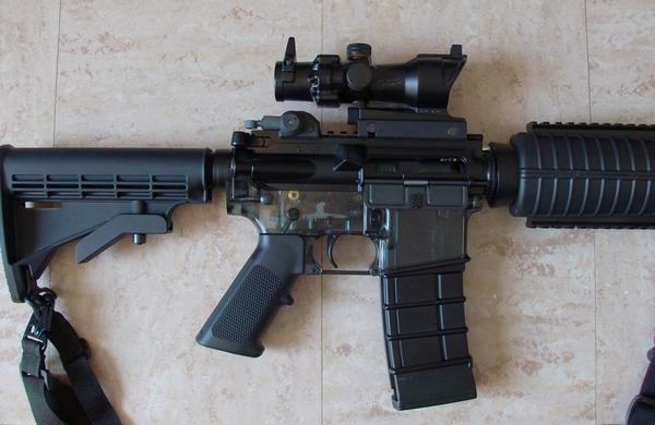KJW M4A1 with Trijicon ACOG Replica, 1x32 Red Dot Sight & KAC Style BUIS