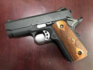 V10 compact with wooden grip